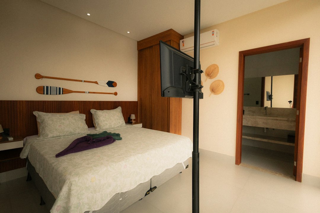 hollywood bedroom decor